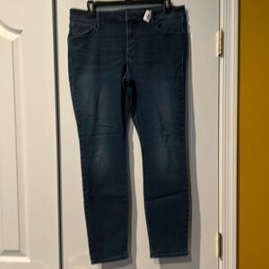 Old Navy Rockstar Secret Soft Jeans Size 12